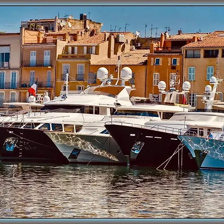 Апартаменти Charming Duplex In The Heart Of The Village - Duplex Au Coeur Du Village - *